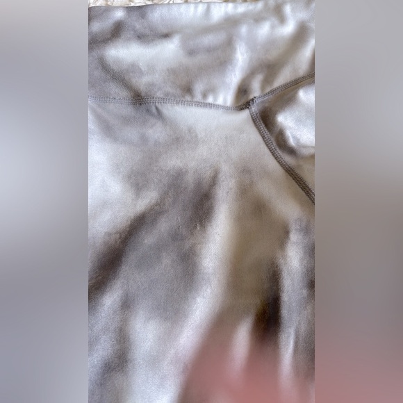 Nike Training Icon Clash One Sculpt cropped tie dye leggings in grey - Picture 8 of 8